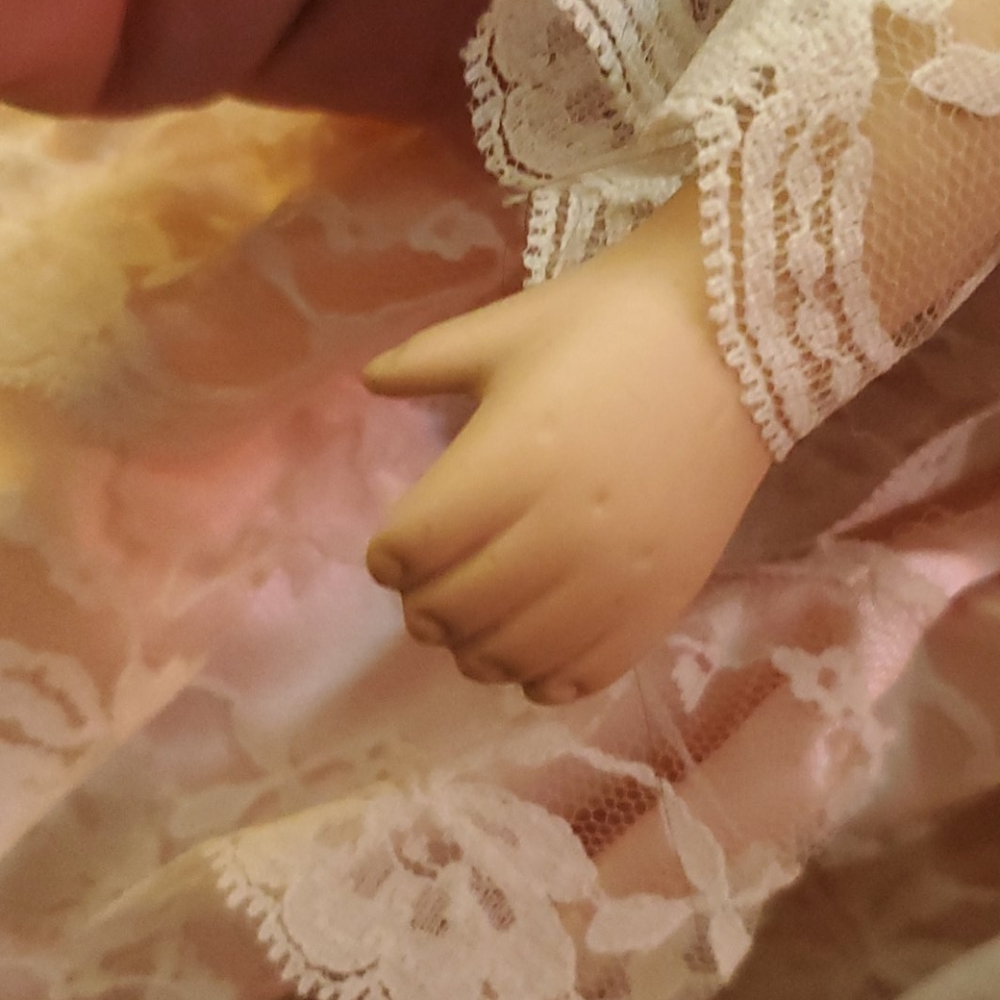 Precious doll - Picture 8 of 9